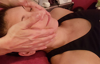 Massage bien-être – ambiance relaxante à l’institut Fée Toi Belle Argelès-sur-Mer
